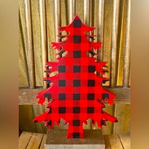 *Red & Black Buffalo Check Wood Tree Medium